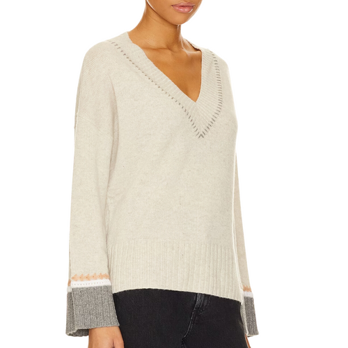 Oversized V With Crochet Details in Mojave/Neutral Combo 