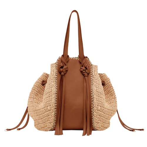 Daphne Carryall in Natural