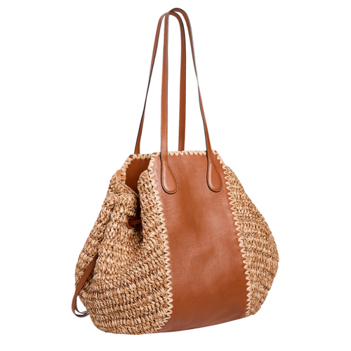 Daphne Carryall in Natural