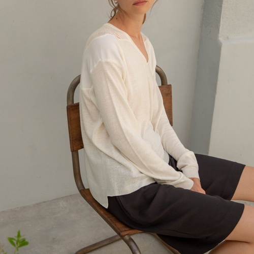 Lightweight Knit Combined Pullover in Cream