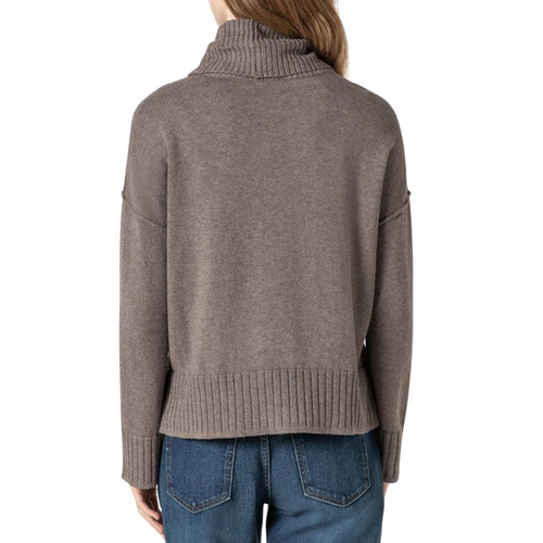 Easy Turtleneck Sweater in Walnut