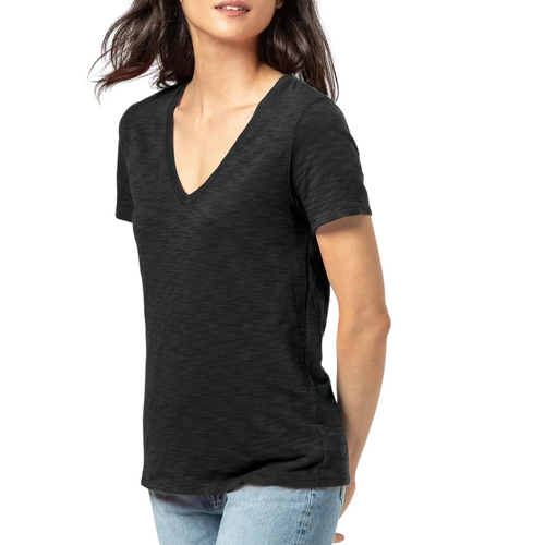 V-Neck Short Sleeve Back Seam Tee in Black