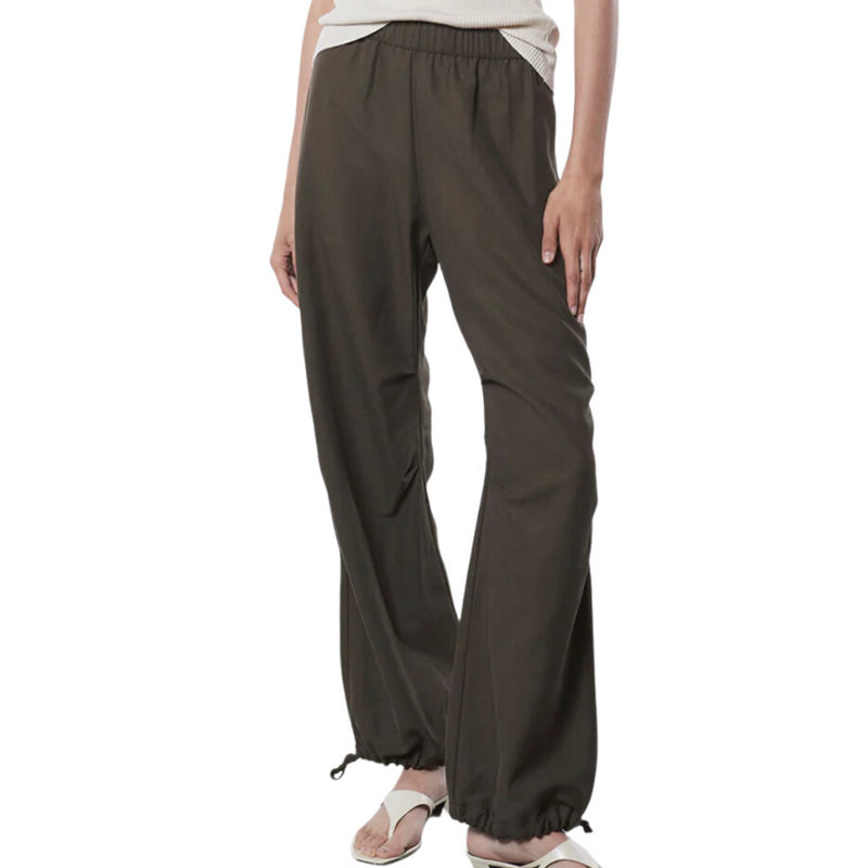 Twill Flight Pant in Military 