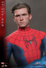 Hot Toys MMS679 Spider-Man Red and Blue Suit 6