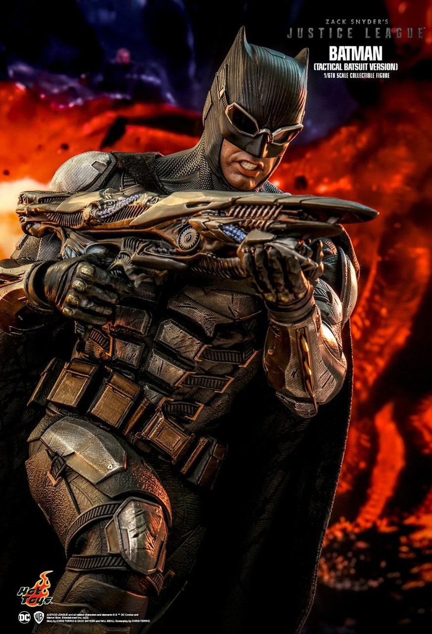 TMS085 Batman Tactical Batsuit 2