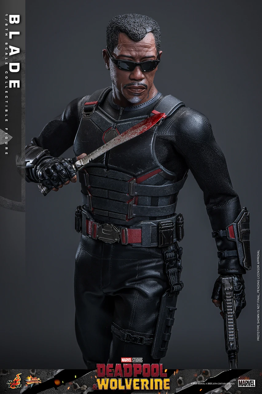 Hot Toys 1/6 MMS791 Blade Deadpool & Wolverine Movie Action Figure 3