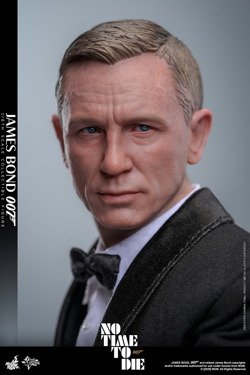 Hot Toys 1/6 James Bond No Time To Die