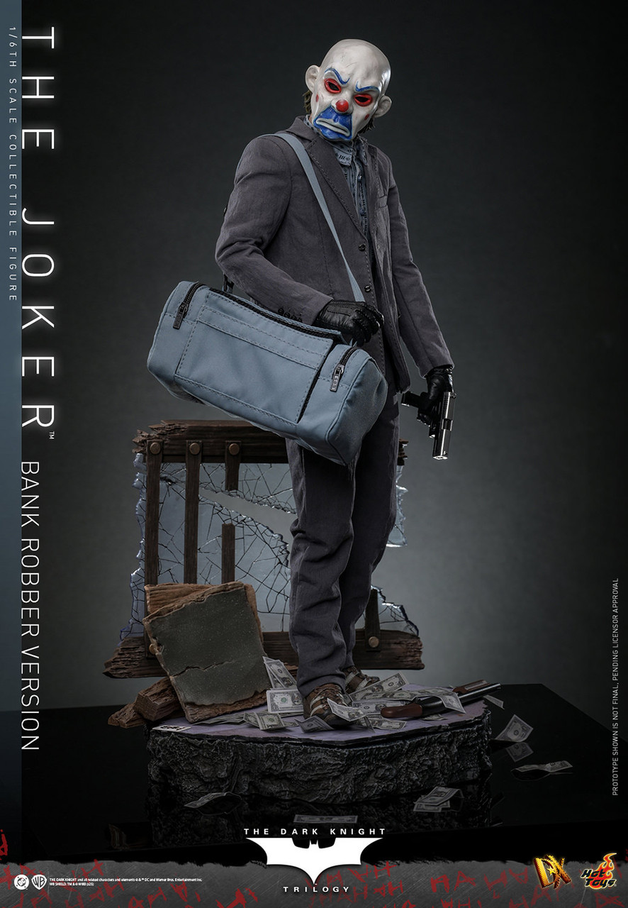 Hot Toys 1/6 The Joker (Bank Robber Version)