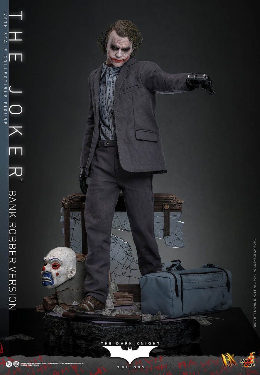 Hot Toys 1/6 DX50 The Joker (Bank Robber Version) Action Figure 3