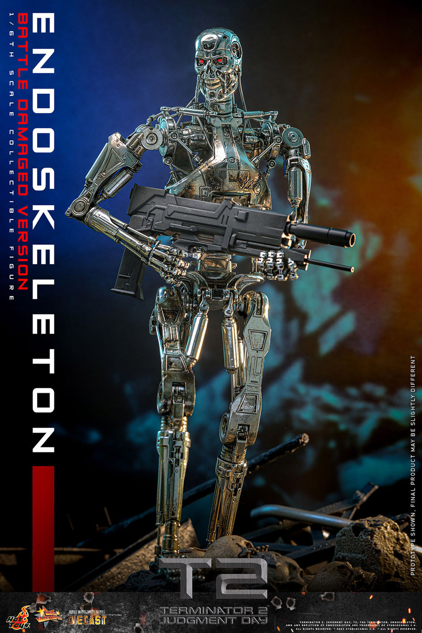 Hot Toys 1/6 MMS840D77 Endoskeleton (Battle Damaged Version) Action Figure 2