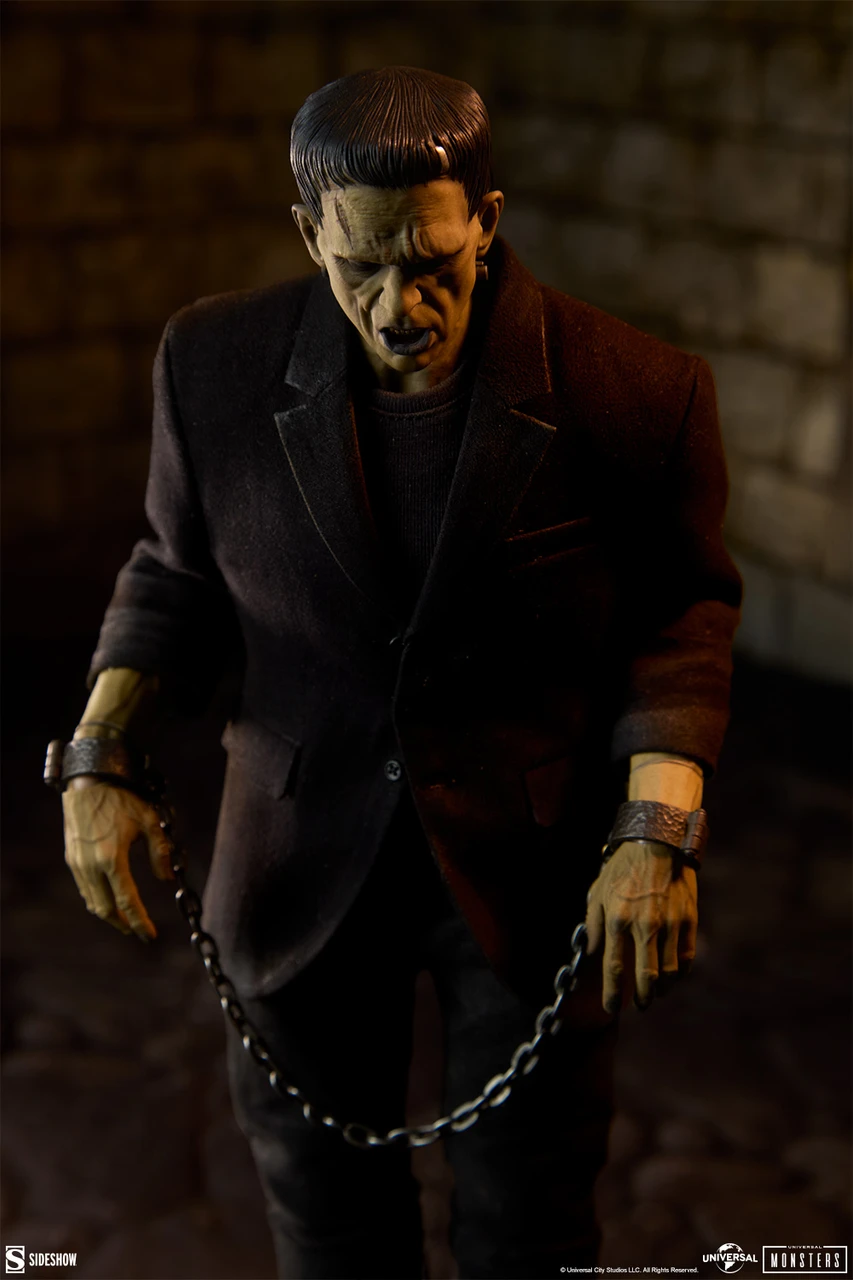 Sideshow Collectibles 1/6 1004833 Frankenstein Deluxe Plus Action Figure 1