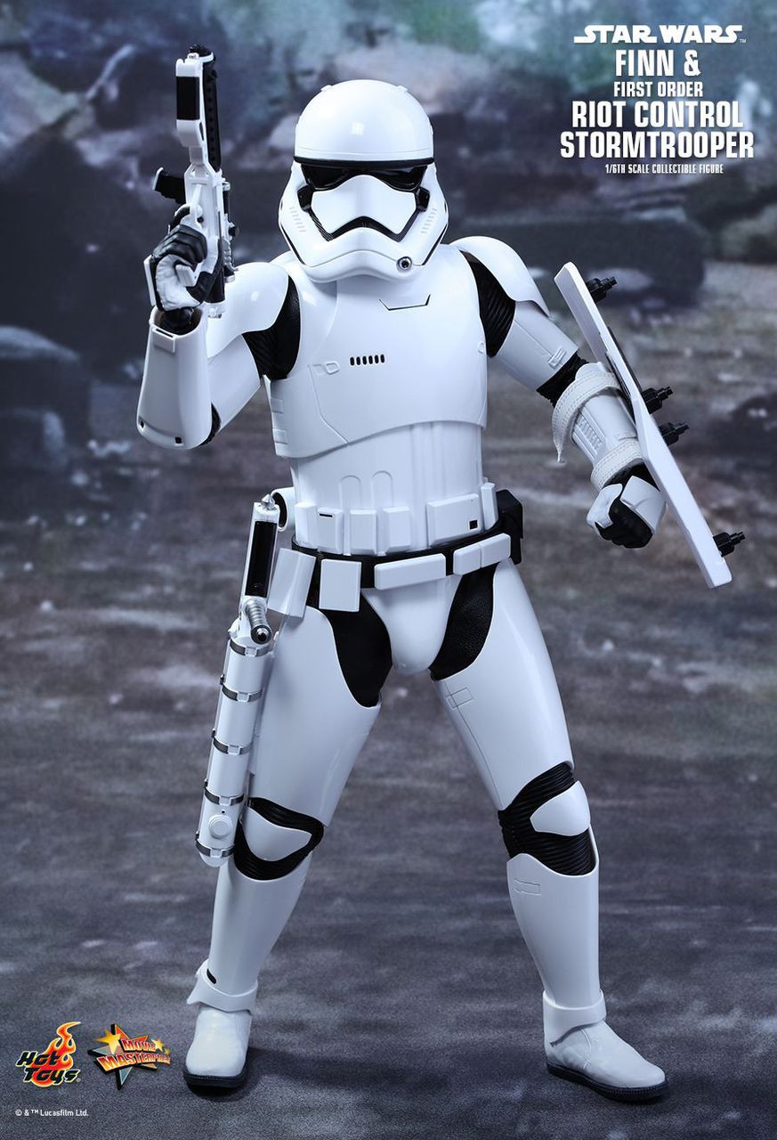 hot toys finn stormtrooper