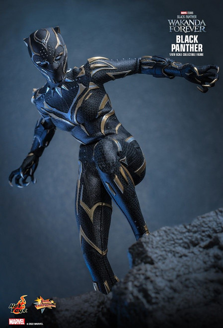 MMS675 Black Panther Wakanda Forever 1