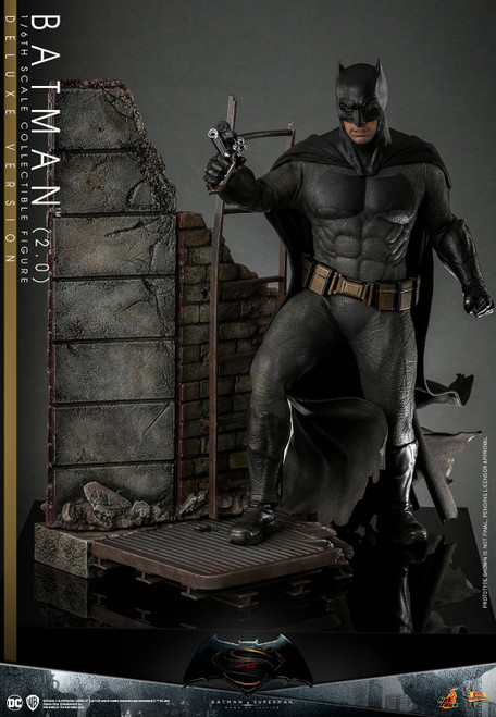 Hot Toys 1/6 MMS732 Dawn of Justice Batman 2.0 Deluxe Action Figure vs Superman 1 Hot Toys 1/6 MMS732 Dawn of Justice Batman 2.0 Deluxe Action Figure vs Superman 1