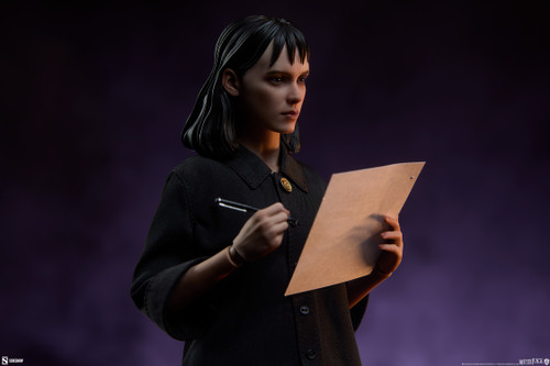 Sideshow Collectibles 1/6  Lydia Deetz Action Figure 100498 2