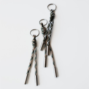senscommon rope keychain is a durable, knotted rope key chain with iconic brand elements in chrome.