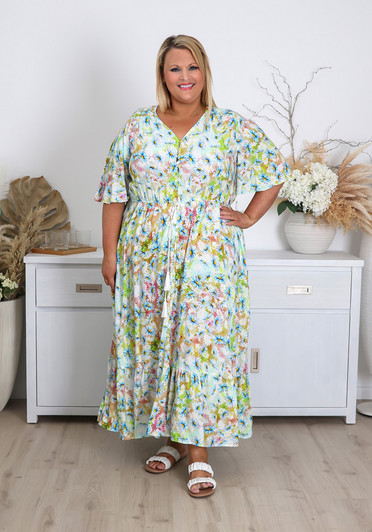 Plus Size Field Of Daisies Maxi Dress