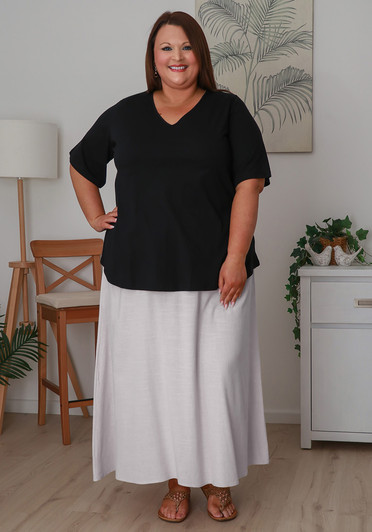 Plus Size Long Skirt In White Summer Breeze