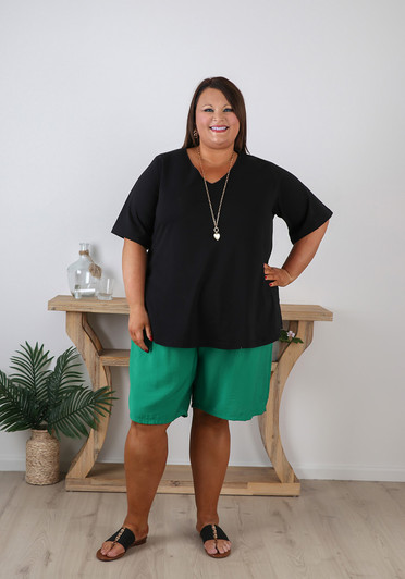 Plus Size Breezy Everyday Shorts in Green 