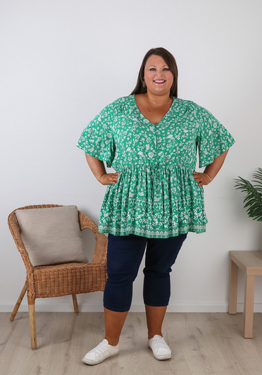 Plus Size Fresh Green Floral Tie Waist Top