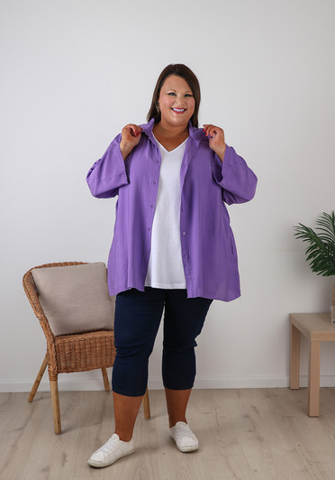 Plus Size Relaxed Fit Button Up Shirt in Purple 