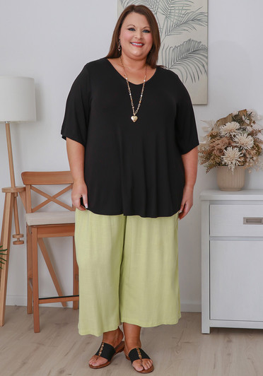 Plus Size Green Pear Summer Crop Pant