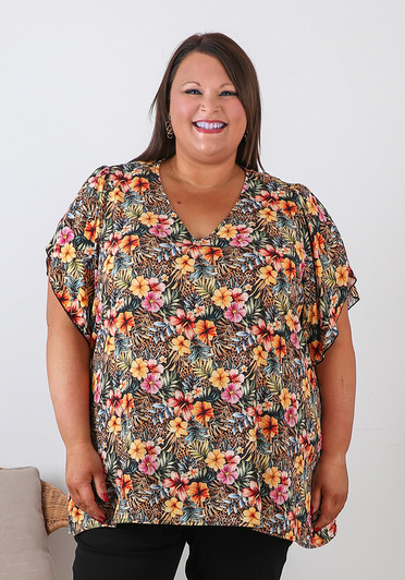 Plus Size Leopard Jungle Split Sleeve Top