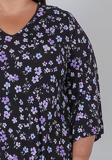 plus size elbow sleeve top in Lilac Floral