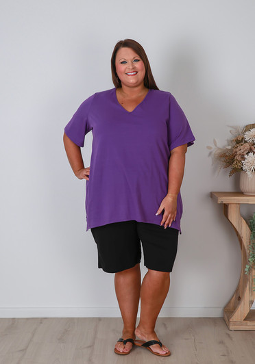 Plus Size V Neck Tee With Side Splits In Purple