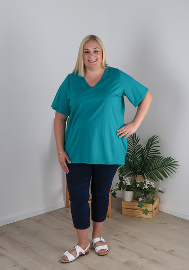 Plus Size V Neck Tee With Side Splits In Turquoise