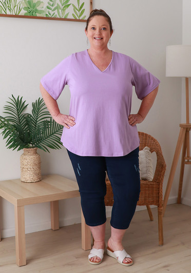 Plus Size Cotton V Neck Curved Hem Tee In Lilac