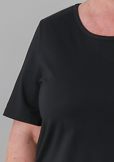 Plus Size Cotton Round Neck Everyday Tee In Black