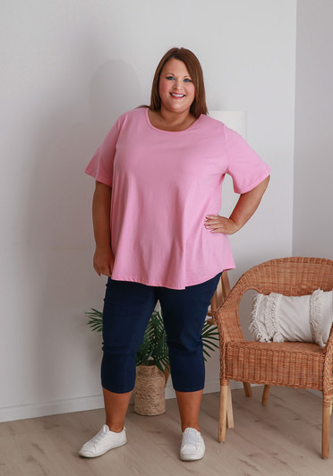 Plus Size Round Neck Tee In Pink