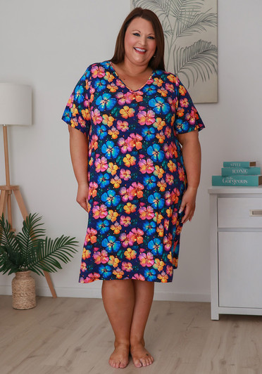 Plus Size Bamboo Nightie In Hibiscus Print