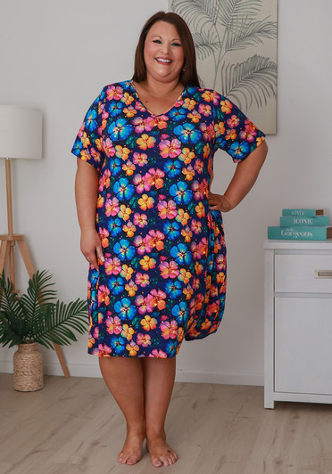 Plus Size Bamboo Nightie In Hibiscus Print