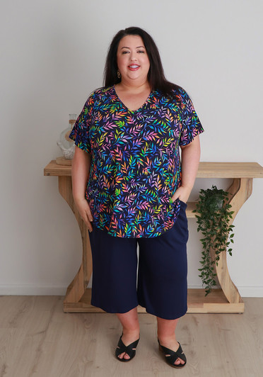 Plus Size Bamboo Crop Pant In Navy