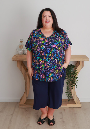 Plus Size Bamboo Crop Pant In Navy