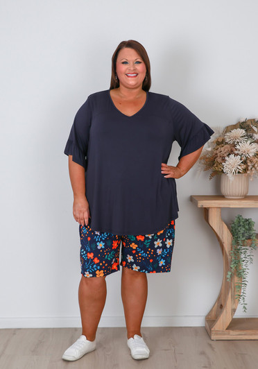 Plus Size Shorts In Simple Floral Print