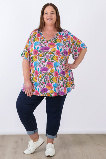 plus size short Sleeve Top in Fun Florals