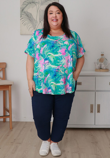 Plus Size Scoop Neck Bamboo Tee In Ocean Bloom