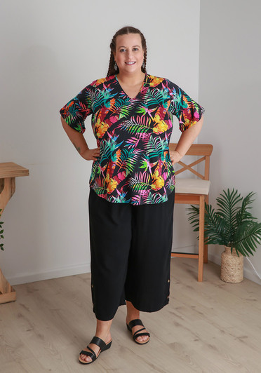 Plus Size Black Summer Crop Pant