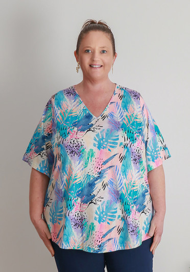 Plus Size V Neck Cotton Tee In Pastel Leaf Print