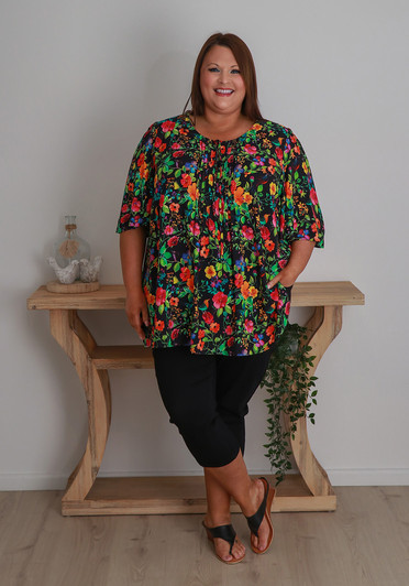 Plus Size Pintuck Top In Vibrant Floral