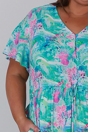 Plus Size Tie Waist Dress In Aqua Fantasy