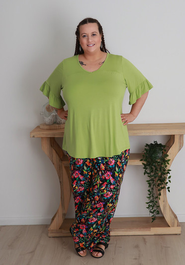 Plus Size Lightweight Wide Leg Pant With Hidden Birds