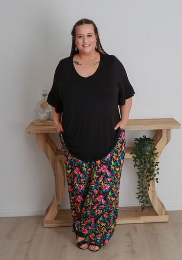 Plus Size Lightweight Wide Leg Pant With Hidden Birds