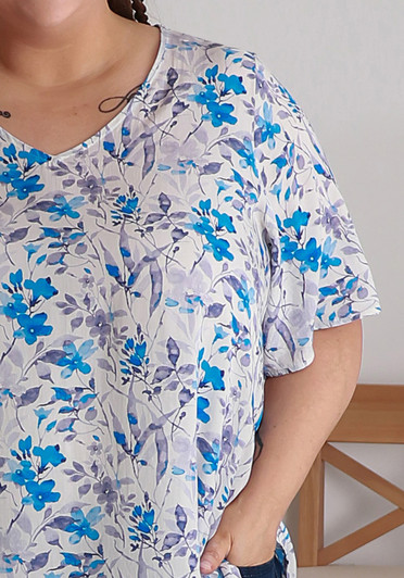 Plus Size Blue Floral Summer Top