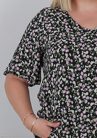 Plus Size Summer Lilac Ditzy Floral Top