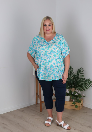 Plus Size Every Day Textured Top In Aqua Floral 