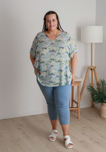 Plus Size Stretch Denim Capri In Light Blue